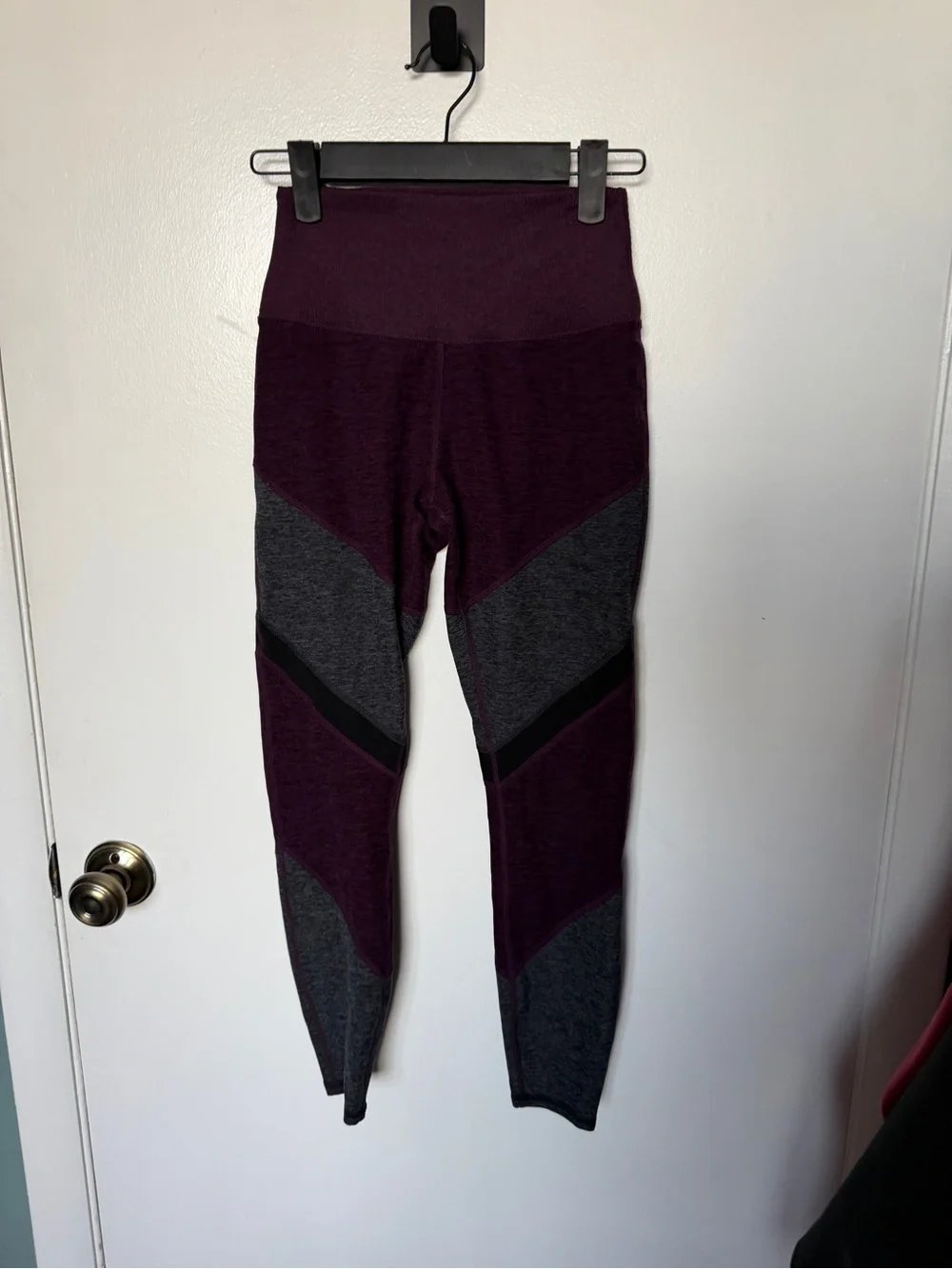 Alo Yoga leggings